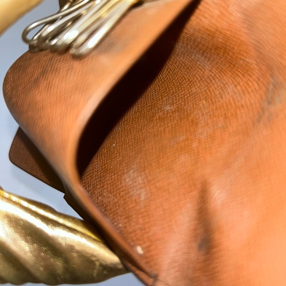 Louis Vuitton Monogram 6 Key Ring Case Wallet - Picture 13 of 13